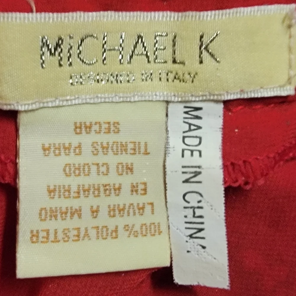 Elegant Red Embroidered Women's Top - Picture 3 of 3